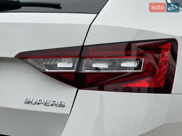 Белый Шкода Суперб, объемом двигателя 2 л и пробегом 254 тыс. км за 15800 $, фото 28 на Automoto.ua