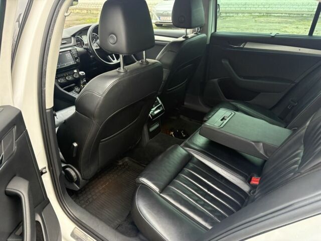 Белый Шкода Суперб, объемом двигателя 2 л и пробегом 148 тыс. км за 6000 $, фото 10 на Automoto.ua