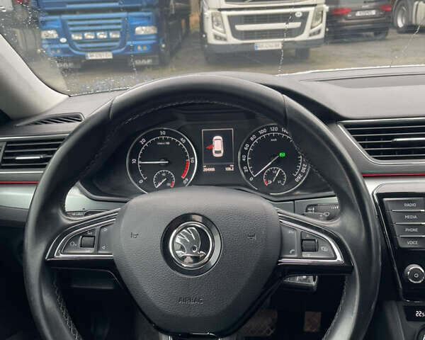 Белый Шкода Суперб, объемом двигателя 1.97 л и пробегом 280 тыс. км за 14900 $, фото 10 на Automoto.ua