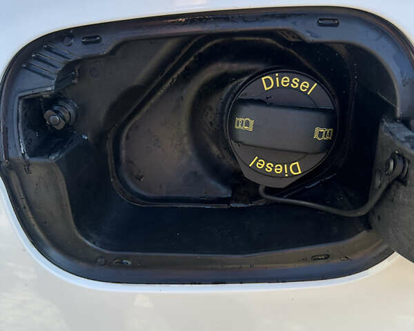 Белый Шкода Суперб, объемом двигателя 1.97 л и пробегом 163 тыс. км за 19500 $, фото 77 на Automoto.ua