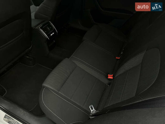 Белый Шкода Суперб, объемом двигателя 1.97 л и пробегом 265 тыс. км за 14999 $, фото 27 на Automoto.ua