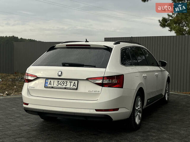 Белый Шкода Суперб, объемом двигателя 1.97 л и пробегом 265 тыс. км за 14999 $, фото 7 на Automoto.ua