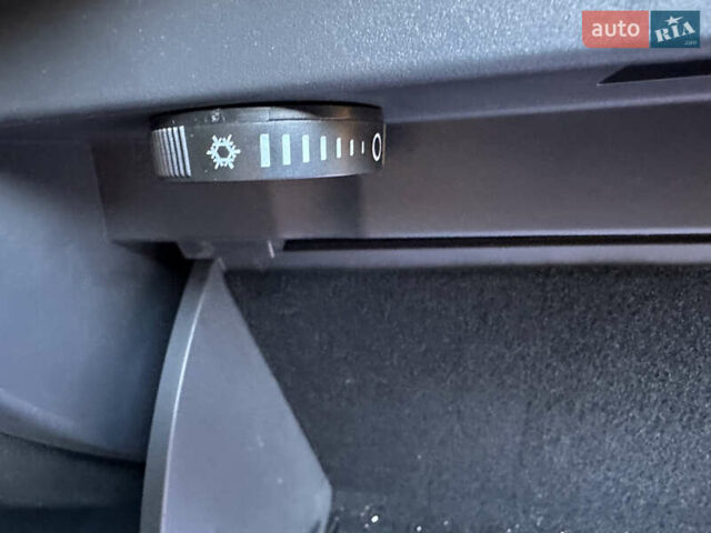 Белый Шкода Суперб, объемом двигателя 1.97 л и пробегом 163 тыс. км за 19500 $, фото 16 на Automoto.ua