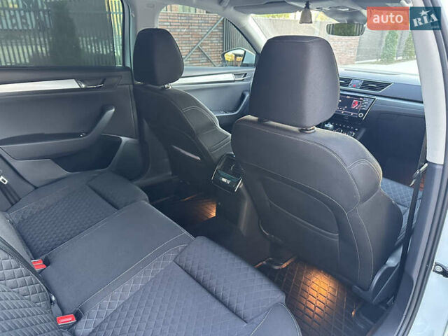 Белый Шкода Суперб, объемом двигателя 1.97 л и пробегом 225 тыс. км за 17800 $, фото 34 на Automoto.ua