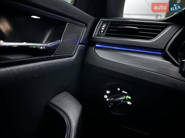 Белый Шкода Суперб, объемом двигателя 2 л и пробегом 250 тыс. км за 13900 $, фото 53 на Automoto.ua