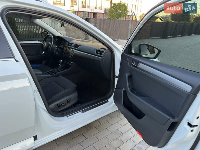 Белый Шкода Суперб, объемом двигателя 1.97 л и пробегом 225 тыс. км за 17800 $, фото 36 на Automoto.ua