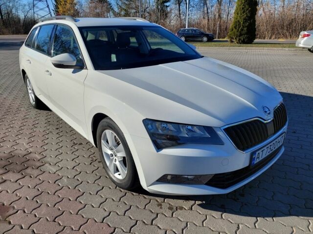 Білий Шкода Суперб, об'ємом двигуна 1.6 л та пробігом 200 тис. км за 12800 $, фото 7 на Automoto.ua