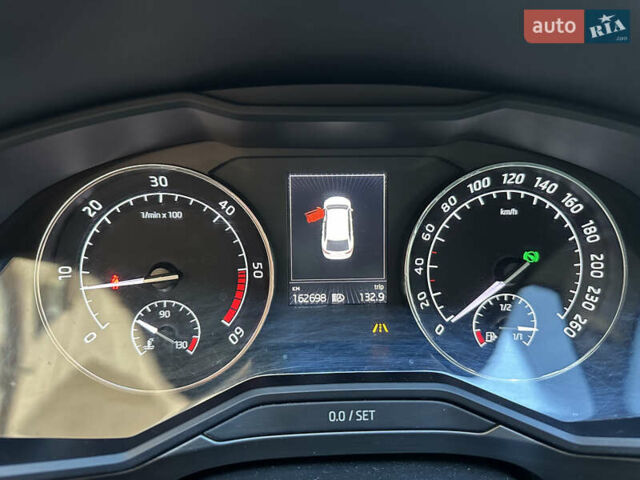 Белый Шкода Суперб, объемом двигателя 1.97 л и пробегом 163 тыс. км за 19500 $, фото 11 на Automoto.ua