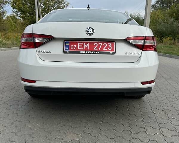 Белый Шкода Суперб, объемом двигателя 1.6 л и пробегом 172 тыс. км за 13500 $, фото 19 на Automoto.ua