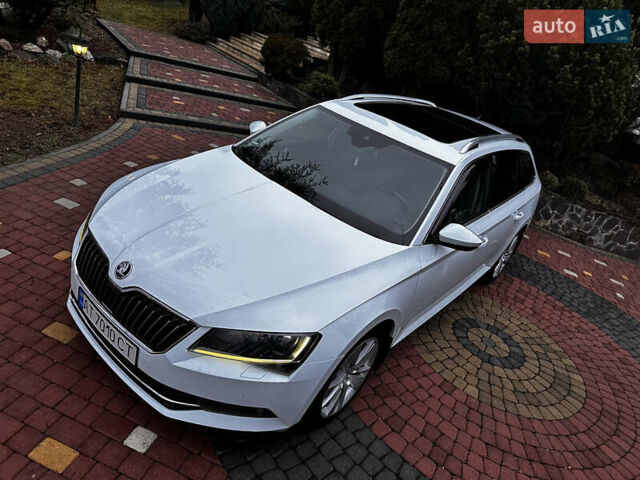 Белый Шкода Суперб, объемом двигателя 2 л и пробегом 250 тыс. км за 13900 $, фото 15 на Automoto.ua