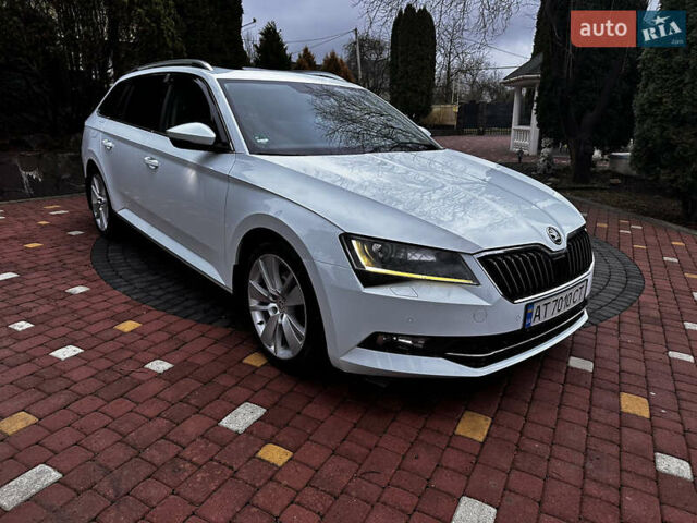 Белый Шкода Суперб, объемом двигателя 2 л и пробегом 250 тыс. км за 13900 $, фото 12 на Automoto.ua