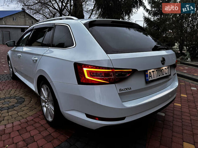 Белый Шкода Суперб, объемом двигателя 2 л и пробегом 250 тыс. км за 13900 $, фото 5 на Automoto.ua