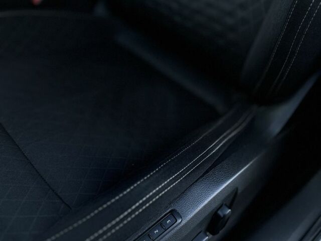 Белый Шкода Суперб, объемом двигателя 1.6 л и пробегом 291 тыс. км за 14500 $, фото 6 на Automoto.ua