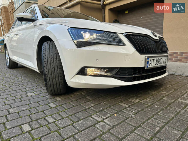 Белый Шкода Суперб, объемом двигателя 1.97 л и пробегом 163 тыс. км за 19500 $, фото 45 на Automoto.ua