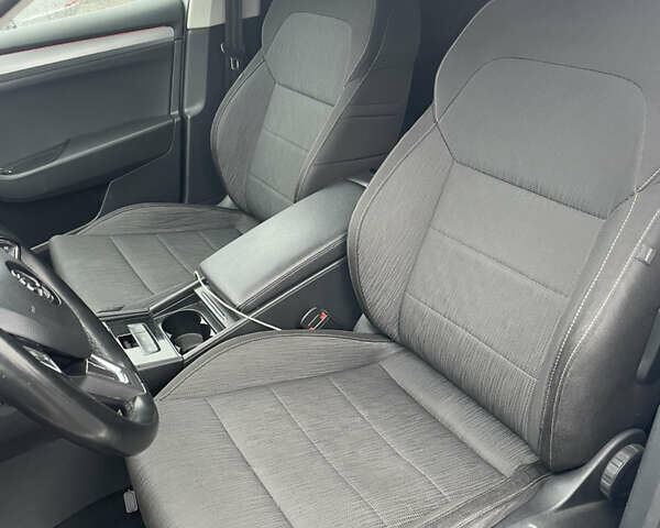 Белый Шкода Суперб, объемом двигателя 1.97 л и пробегом 280 тыс. км за 14900 $, фото 8 на Automoto.ua