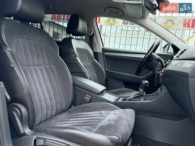 Белый Шкода Суперб, объемом двигателя 2 л и пробегом 269 тыс. км за 15999 $, фото 9 на Automoto.ua