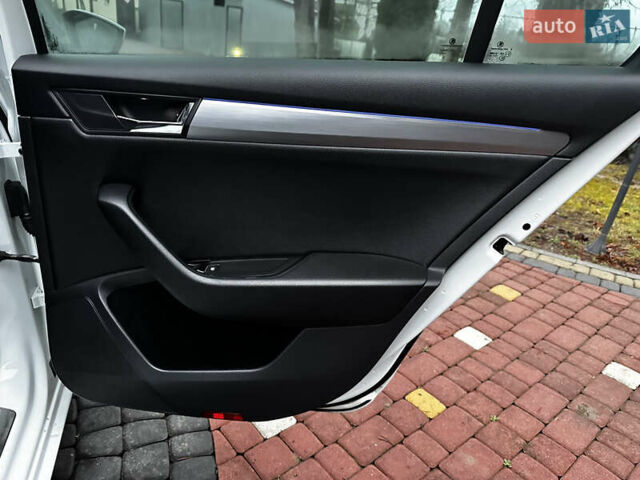 Белый Шкода Суперб, объемом двигателя 2 л и пробегом 250 тыс. км за 13900 $, фото 29 на Automoto.ua