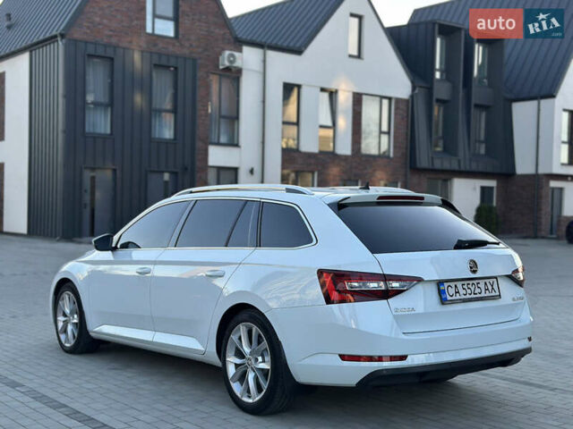 Белый Шкода Суперб, объемом двигателя 1.97 л и пробегом 225 тыс. км за 17800 $, фото 10 на Automoto.ua