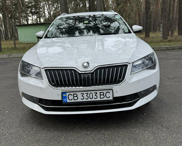 Белый Шкода Суперб, объемом двигателя 1.97 л и пробегом 278 тыс. км за 17000 $, фото 38 на Automoto.ua