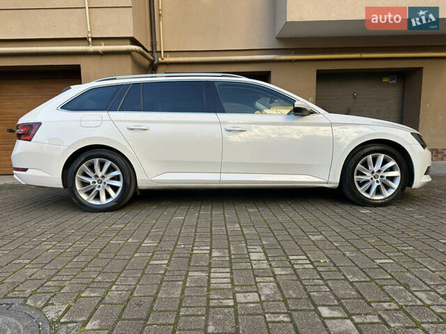 Белый Шкода Суперб, объемом двигателя 1.97 л и пробегом 163 тыс. км за 19500 $, фото 69 на Automoto.ua