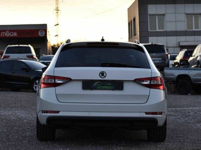 Білий Шкода Суперб, об'ємом двигуна 1.6 л та пробігом 243 тис. км за 13850 $, фото 2 на Automoto.ua