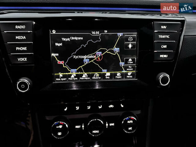 Белый Шкода Суперб, объемом двигателя 2 л и пробегом 250 тыс. км за 13900 $, фото 40 на Automoto.ua