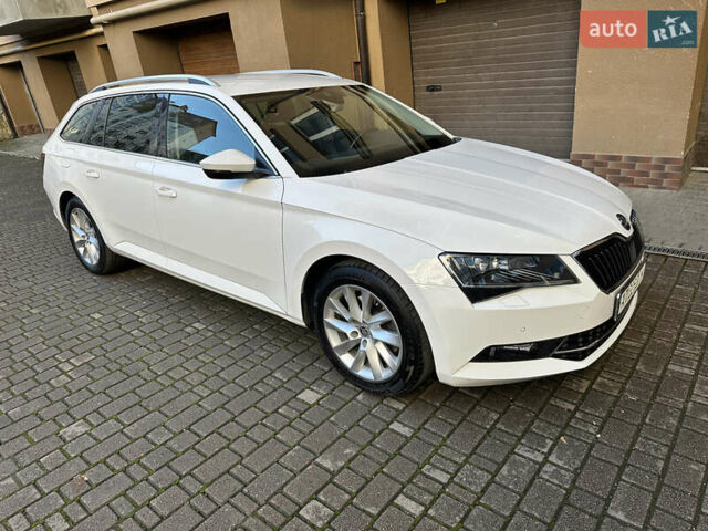 Белый Шкода Суперб, объемом двигателя 1.97 л и пробегом 163 тыс. км за 19500 $, фото 62 на Automoto.ua