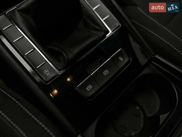 Белый Шкода Суперб, объемом двигателя 1.97 л и пробегом 265 тыс. км за 14999 $, фото 23 на Automoto.ua