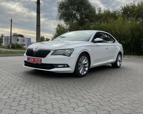 Белый Шкода Суперб, объемом двигателя 1.6 л и пробегом 172 тыс. км за 13500 $, фото 28 на Automoto.ua