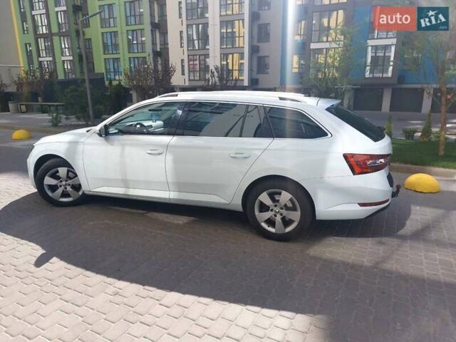 Білий Шкода Суперб, об'ємом двигуна 1.6 л та пробігом 241 тис. км за 16000 $, фото 1 на Automoto.ua