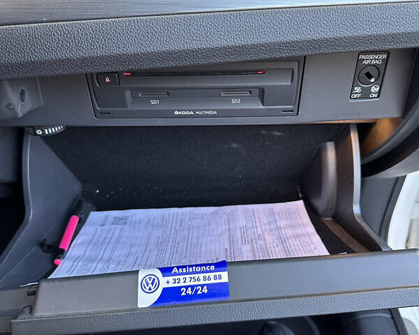 Белый Шкода Суперб, объемом двигателя 1.97 л и пробегом 163 тыс. км за 19500 $, фото 20 на Automoto.ua