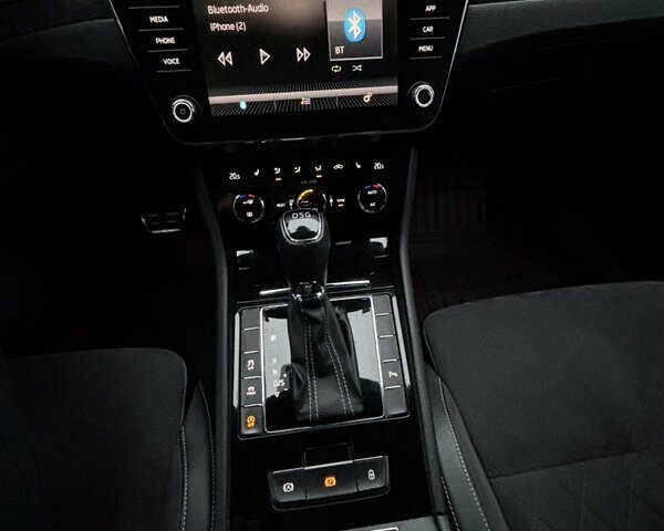 Белый Шкода Суперб, объемом двигателя 1.97 л и пробегом 291 тыс. км за 18900 $, фото 16 на Automoto.ua