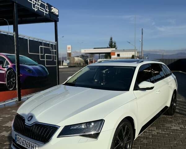 Белый Шкода Суперб, объемом двигателя 1.97 л и пробегом 224 тыс. км за 20000 $, фото 8 на Automoto.ua