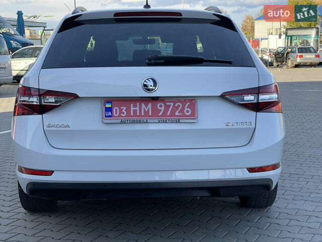 Білий Шкода Суперб, об'ємом двигуна 1.6 л та пробігом 240 тис. км за 13250 $, фото 7 на Automoto.ua