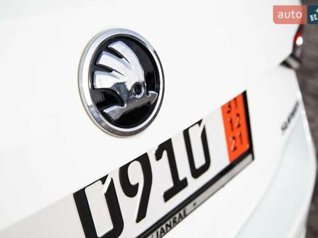 Белый Шкода Суперб, объемом двигателя 1.9 л и пробегом 210 тыс. км за 18800 $, фото 10 на Automoto.ua
