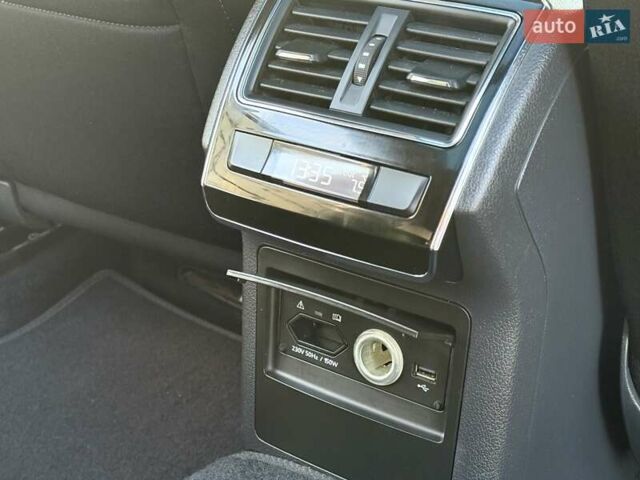 Белый Шкода Суперб, объемом двигателя 1.97 л и пробегом 224 тыс. км за 20000 $, фото 59 на Automoto.ua