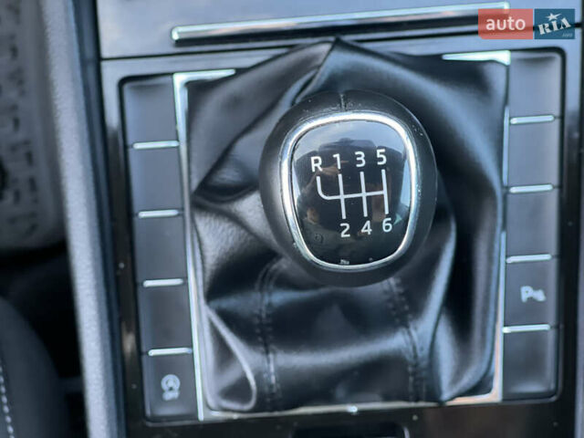Білий Шкода Суперб, об'ємом двигуна 1.6 л та пробігом 240 тис. км за 13250 $, фото 29 на Automoto.ua