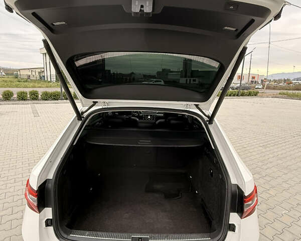 Белый Шкода Суперб, объемом двигателя 2 л и пробегом 280 тыс. км за 16800 $, фото 10 на Automoto.ua