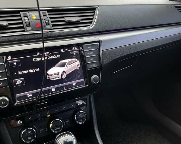 Белый Шкода Суперб, объемом двигателя 1.97 л и пробегом 319 тыс. км за 14690 $, фото 13 на Automoto.ua
