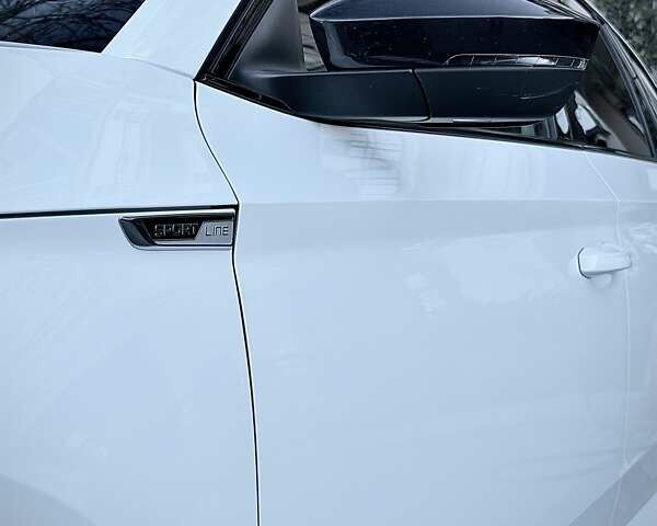 Белый Шкода Суперб, объемом двигателя 1.97 л и пробегом 238 тыс. км за 18900 $, фото 5 на Automoto.ua