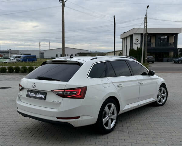 Белый Шкода Суперб, объемом двигателя 2 л и пробегом 280 тыс. км за 16800 $, фото 15 на Automoto.ua