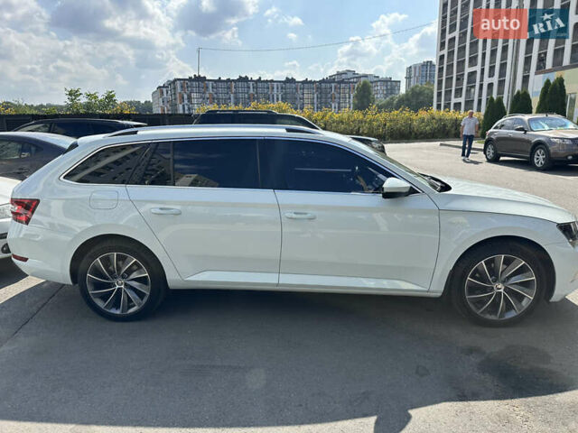 Білий Шкода Суперб, об'ємом двигуна 1.97 л та пробігом 287 тис. км за 20500 $, фото 17 на Automoto.ua