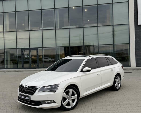 Белый Шкода Суперб, объемом двигателя 2 л и пробегом 280 тыс. км за 16800 $, фото 11 на Automoto.ua