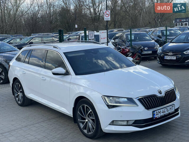 Білий Шкода Суперб, об'ємом двигуна 2 л та пробігом 237 тис. км за 14999 $, фото 6 на Automoto.ua