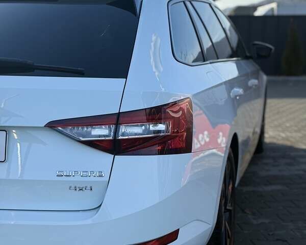 Белый Шкода Суперб, объемом двигателя 1.97 л и пробегом 224 тыс. км за 20000 $, фото 6 на Automoto.ua