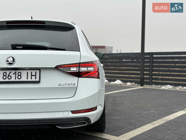 Белый Шкода Суперб, объемом двигателя 1.97 л и пробегом 238 тыс. км за 19890 $, фото 6 на Automoto.ua