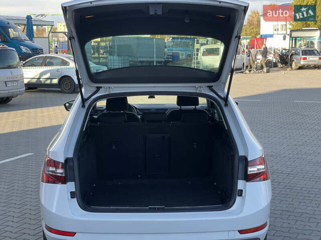 Шкода Суперб 2017 в Нововолынск на Automoto.ua Белый Шкода Суперб, объемом двигателя 1.6 л и пробегом 242 тыс. км за 13500 $, фото 21 на Automoto.ua