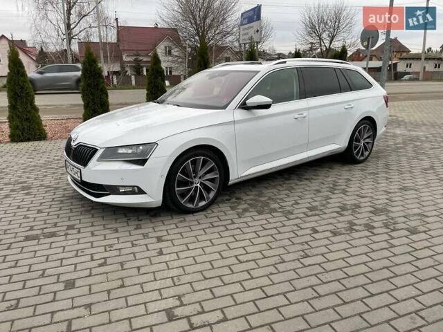Белый Шкода Суперб, объемом двигателя 1.97 л и пробегом 268 тыс. км за 19999 $, фото 2 на Automoto.ua