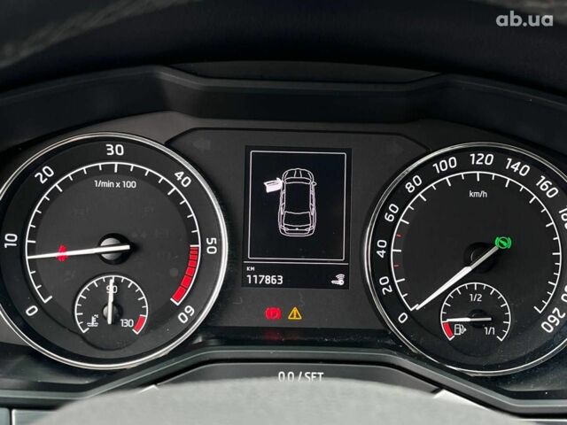 Білий Шкода Суперб, об'ємом двигуна 1.6 л та пробігом 117 тис. км за 17590 $, фото 18 на Automoto.ua