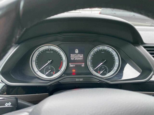 Белый Шкода Суперб, объемом двигателя 2 л и пробегом 268 тыс. км за 19999 $, фото 22 на Automoto.ua